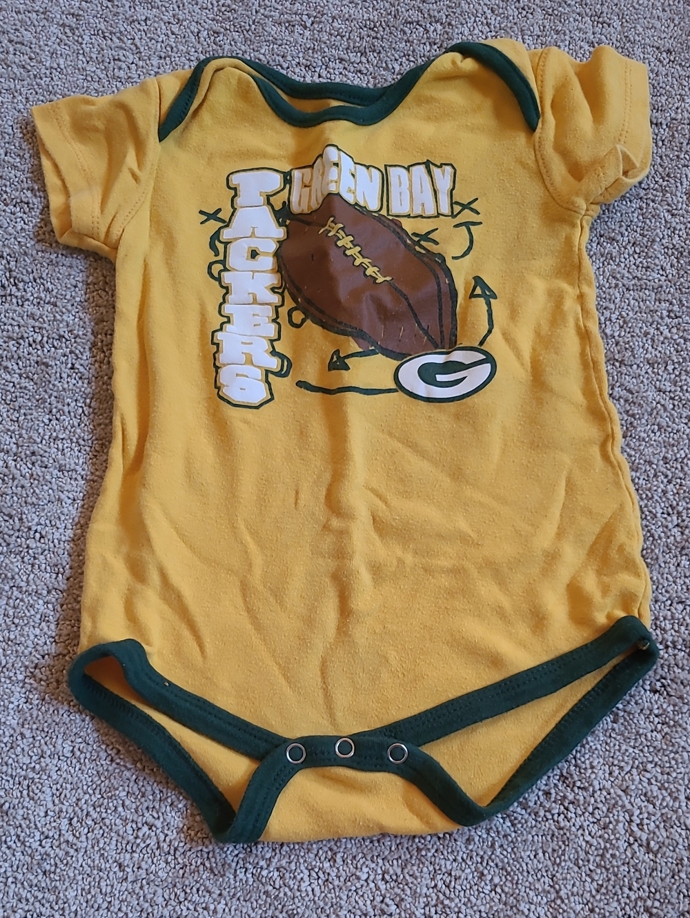 NFL Green Bay Packers Yellow Infant One-Piece Bodysuit with Green Trim 24M